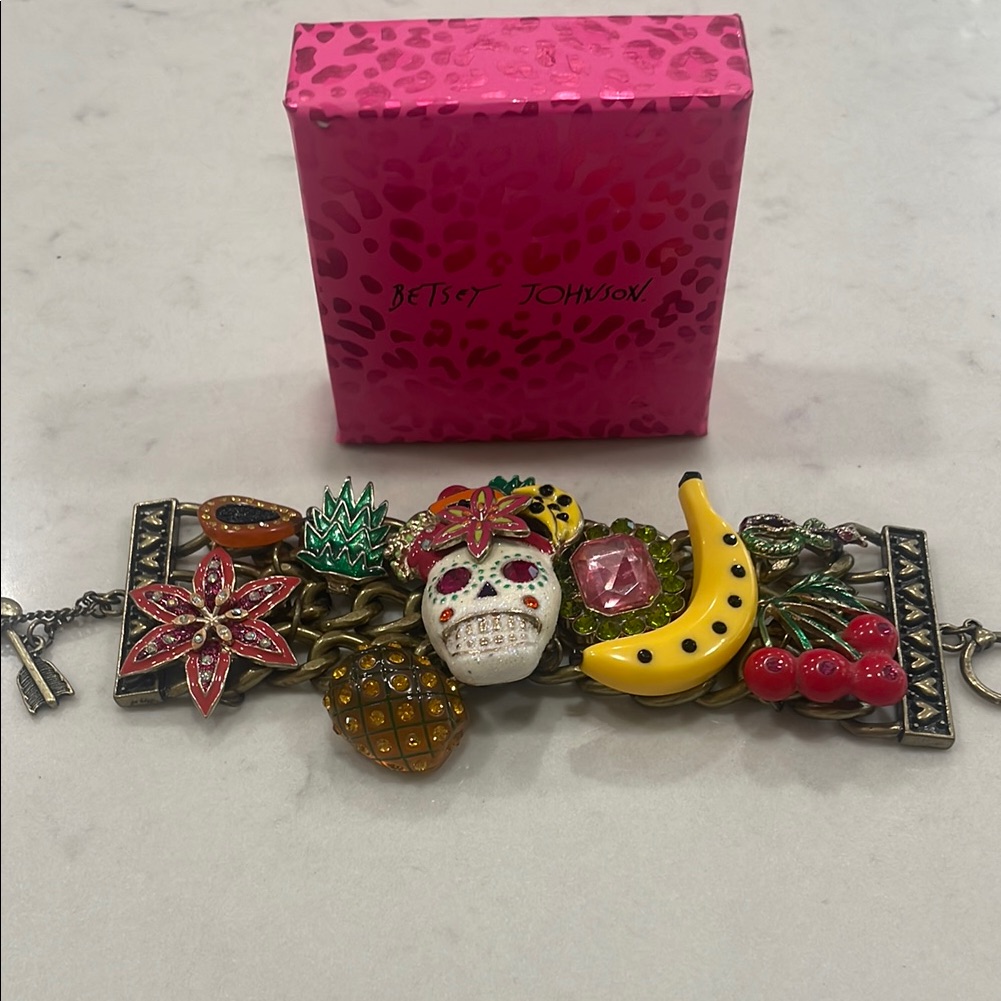 Betsey Johnson Multicolor Charm Bracelet 38$